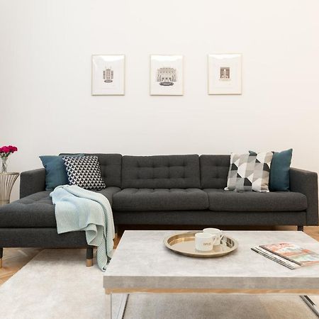 Space And Style In The Heart Of Budapest W 2Br&2Bt Exteriör bild